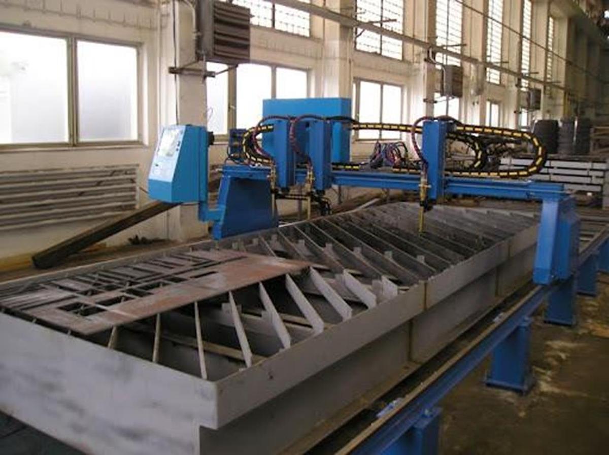 Použitý Elektrovýroba a montáže s.r.o. EVDR 330