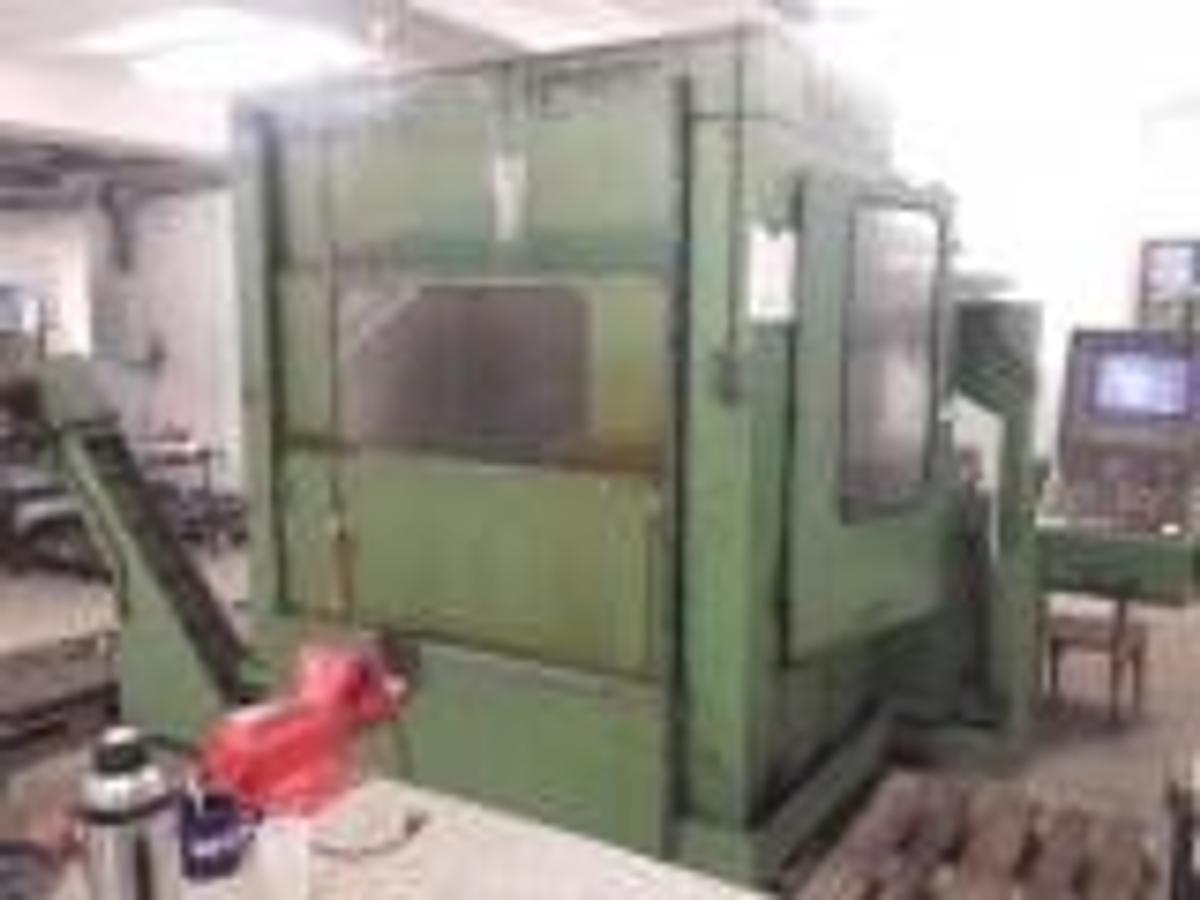 Used MAHO MC 600