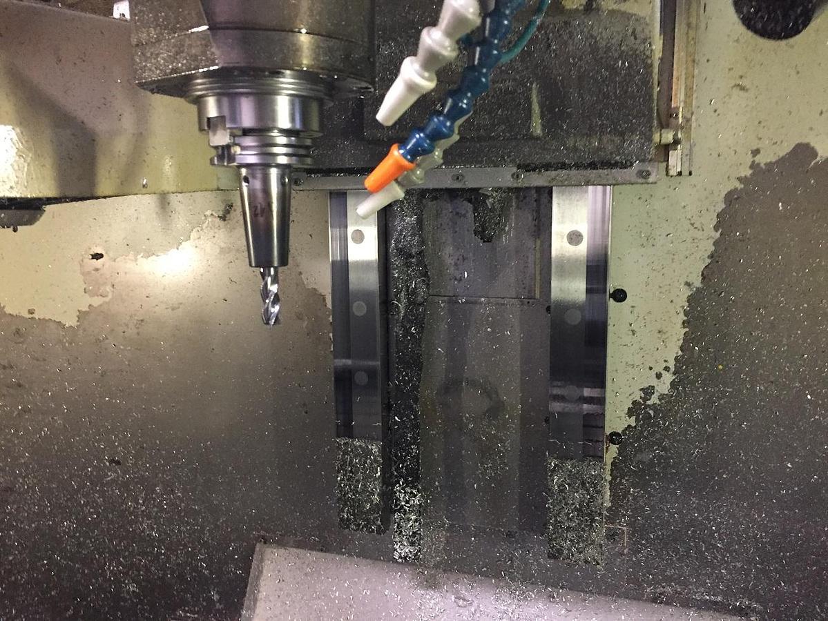 Used Bridgeport VMC1000/22