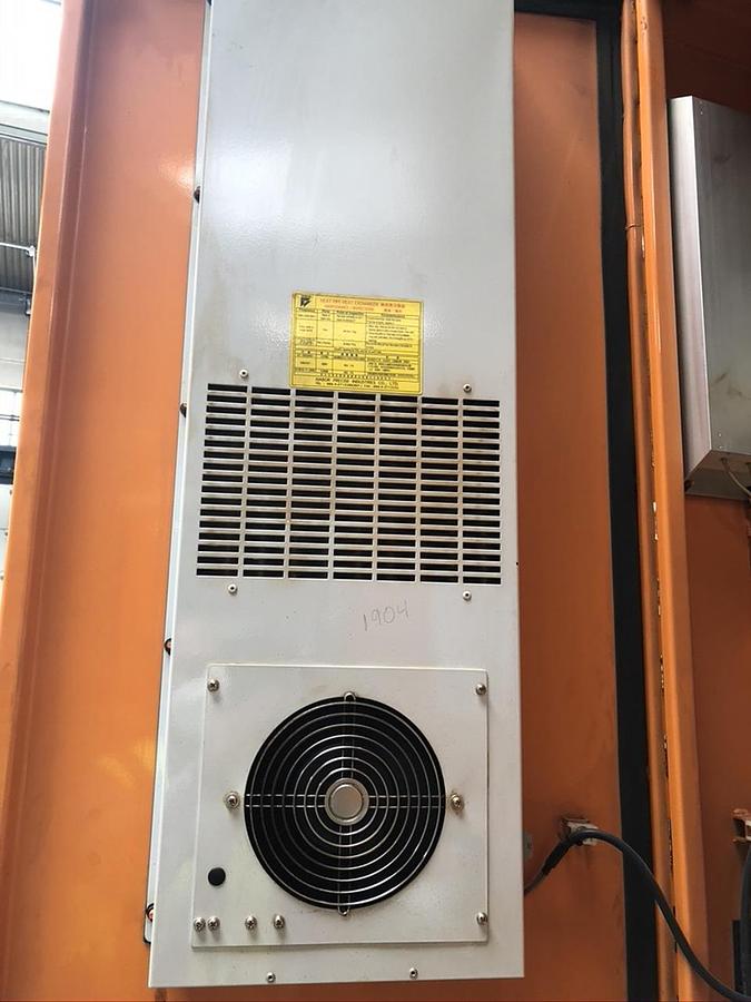 Gebraucht HURCO VMX 42