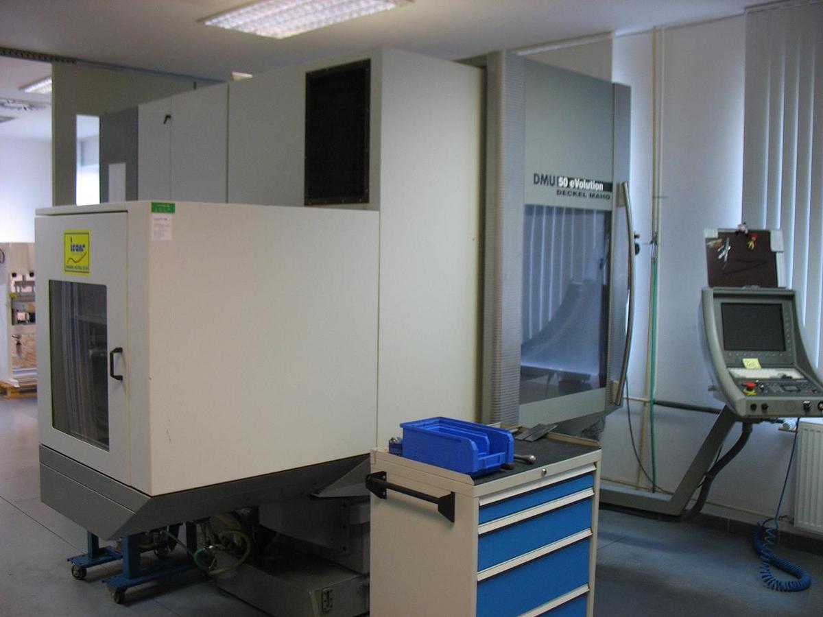 Used DECKEL MAHO DMU 50 eVolution