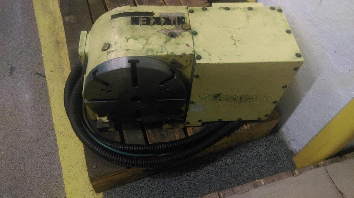 Použitý SCHAUBLIN 100 CNC