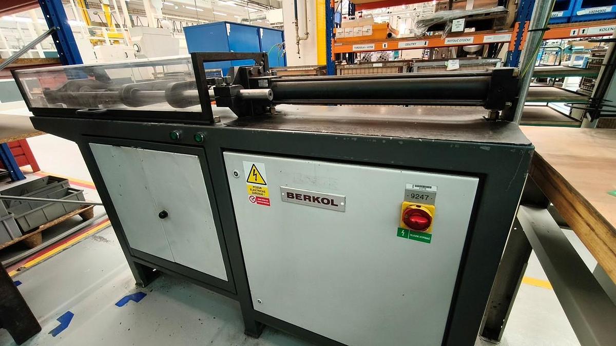Hydraulický lis Berkol -