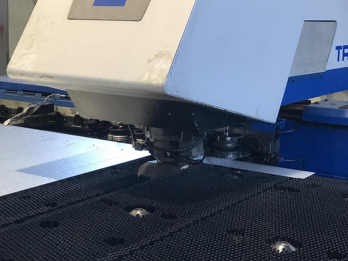 Used TRUMPF TruMatic 1000 R