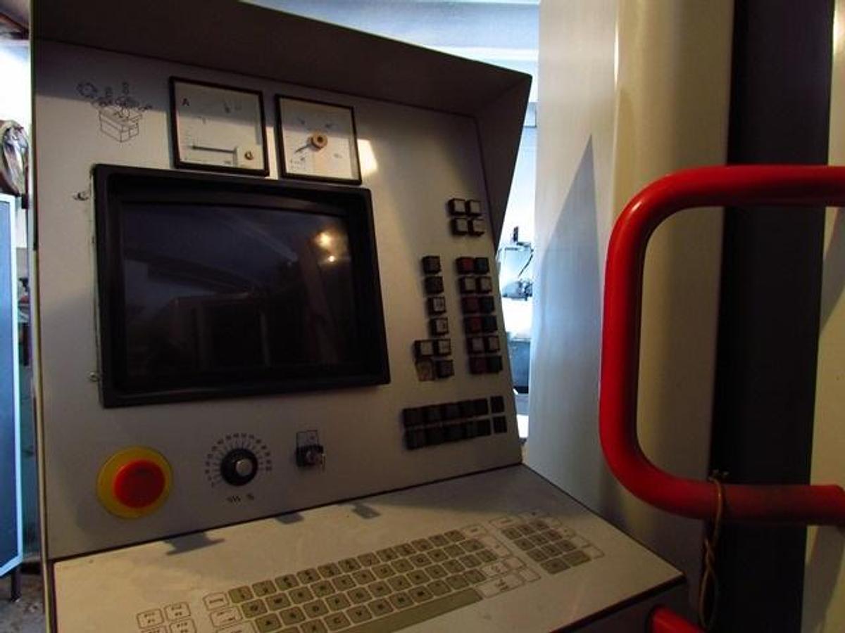 Použitý Schütte WU 400 CNC-4