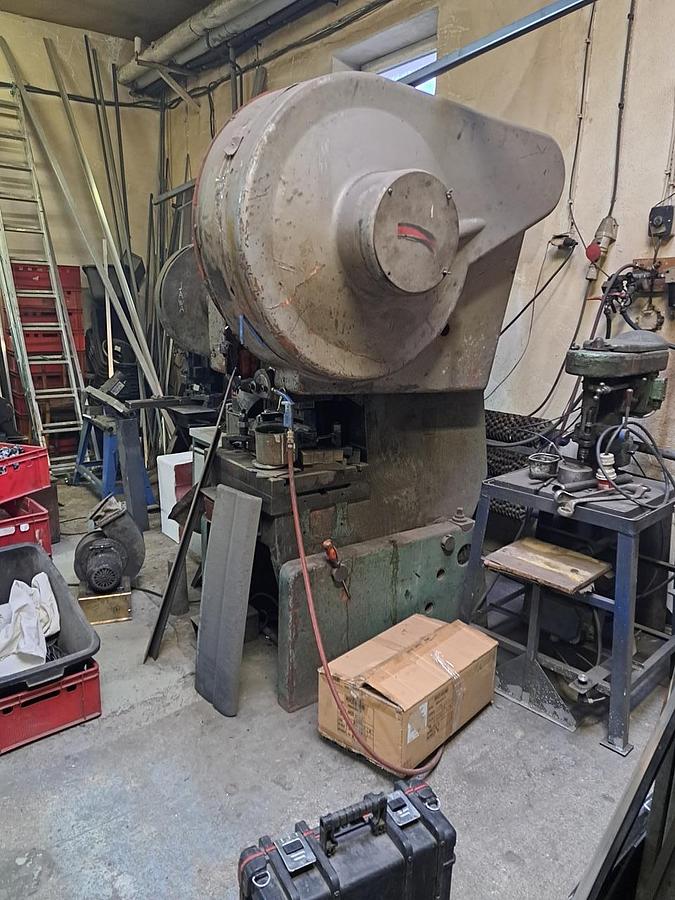 Used SMERAL LEN 40 P