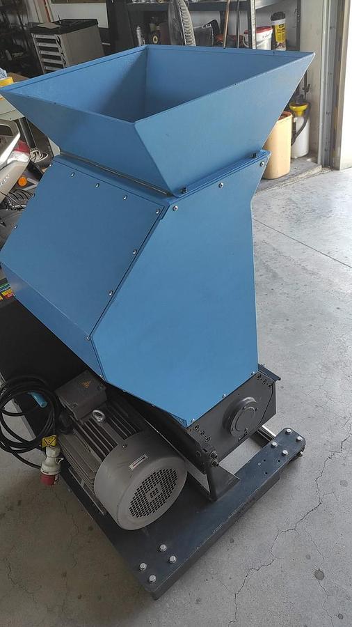 Used SHINI Plastic crusher