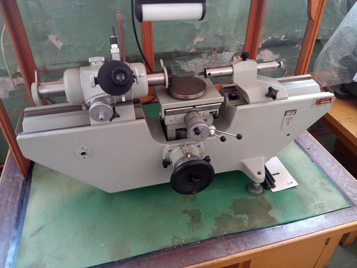 Gebraucht CARL ZEISS JENA Universal-Längenmessmaschine