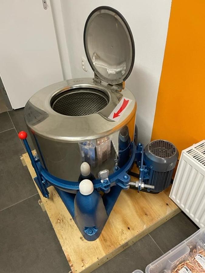 Gebraucht Flüssigkeitszentrifuge aus Edelstahl
