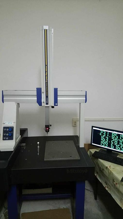 Gebraucht Mitutoyo Crysta Plus M544