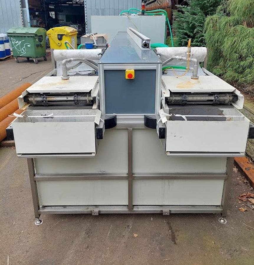 Used Satelog Recycling station for soluble cutting oils