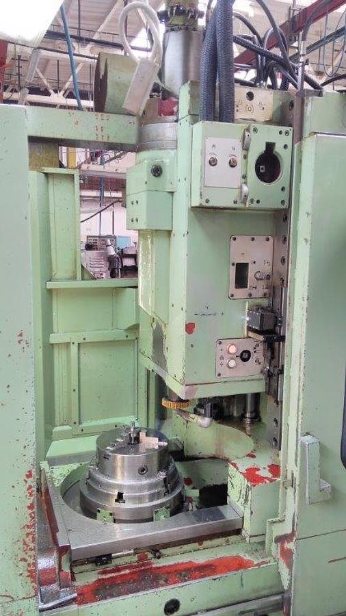 Used TOS OHA 32 CNC