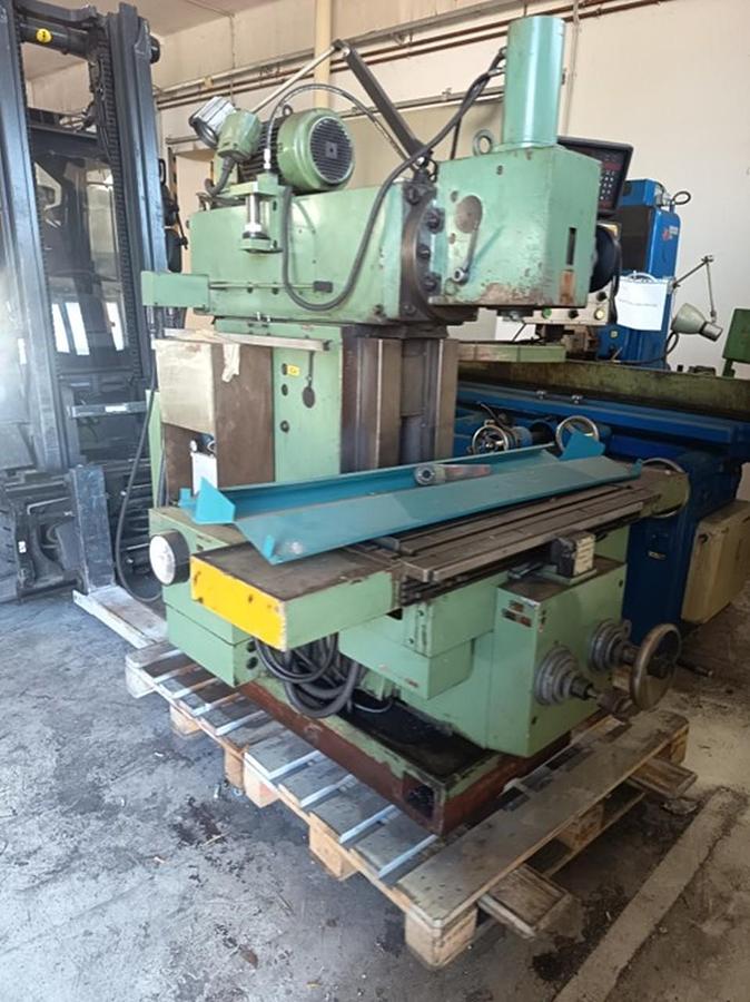 Console milling machine TOS FGS 25/32