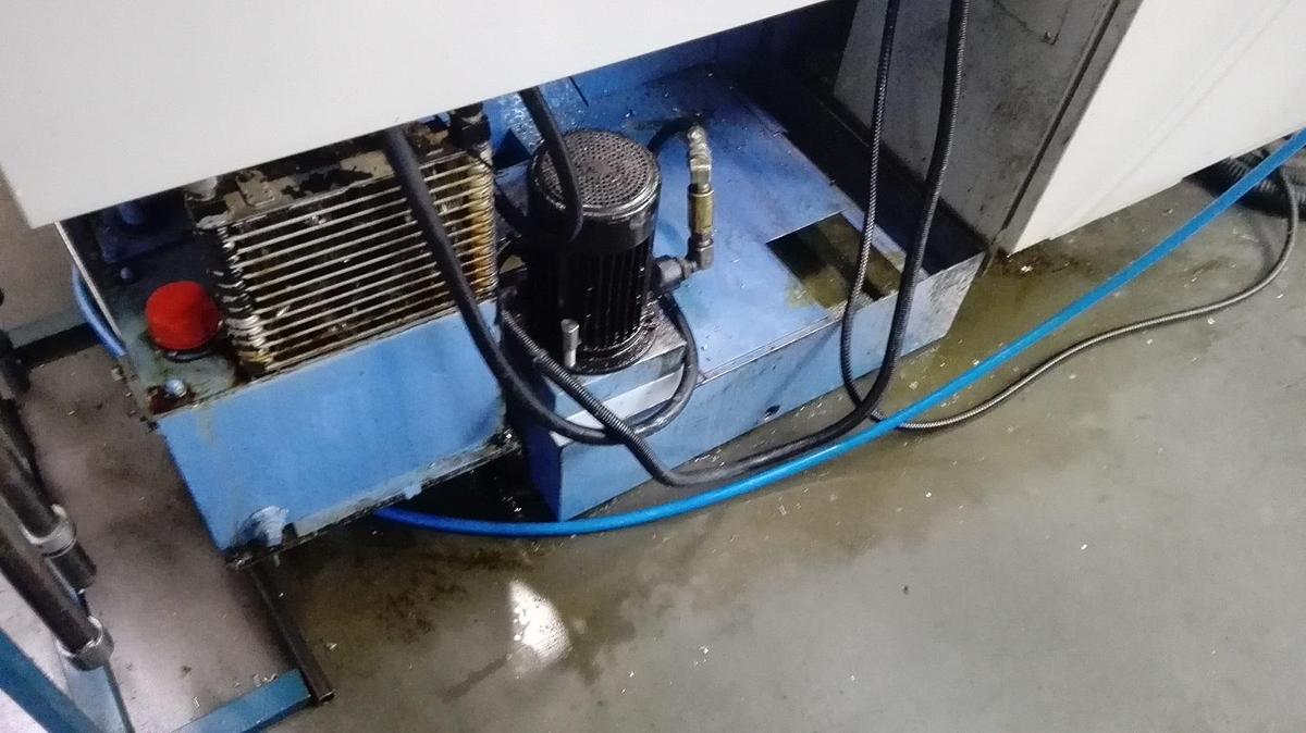 Used Mazak SQT 100M