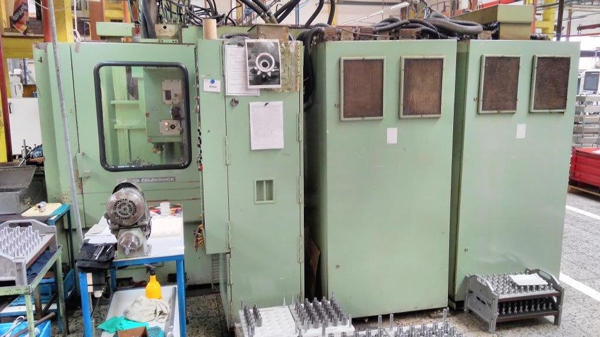 Použitý TOS OHA 32 CNC