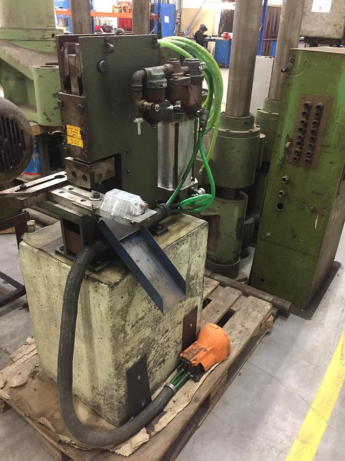 Gebraucht METALPRES NDV 45/2/500