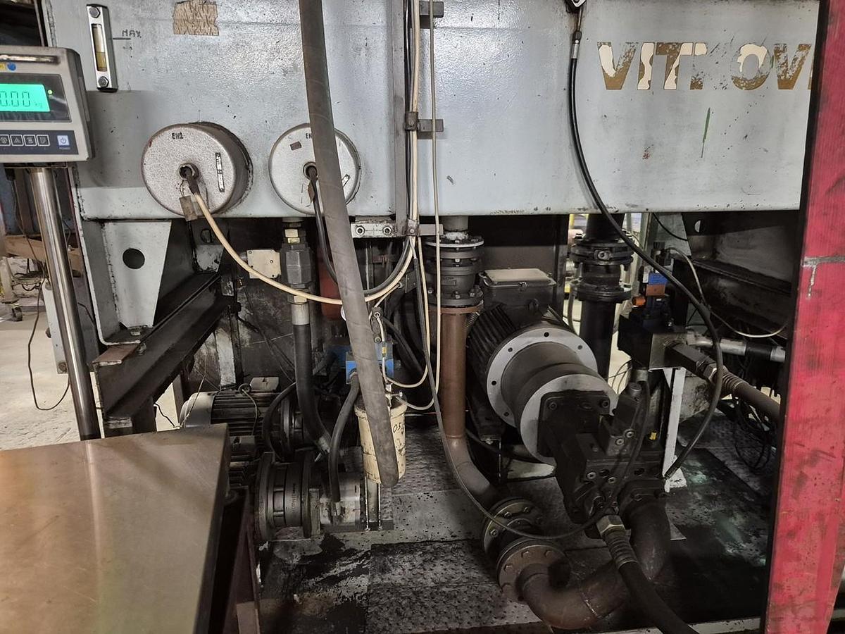Hydraulický lis BUCHER-GUYER AEBI 500