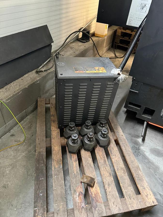 Used DOOSAN DNM 400