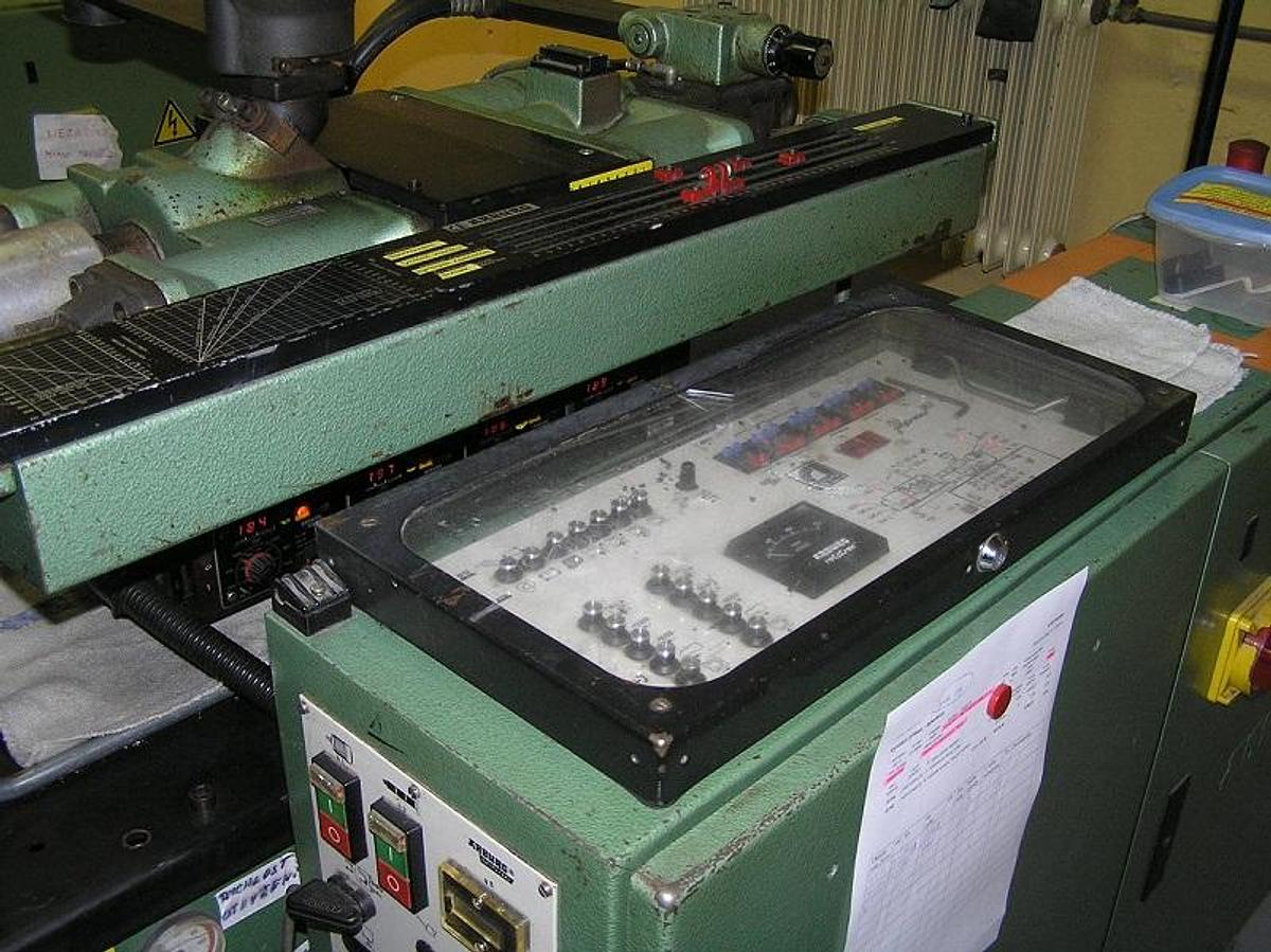 Used ARBURG ALLROUNDER 221/75/35