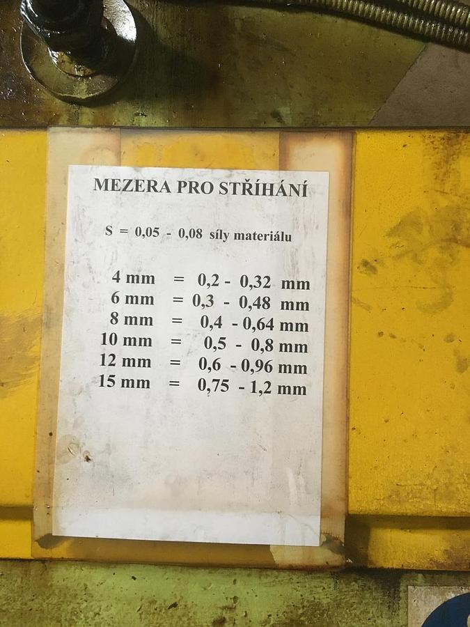 Použitý Strojáreň Piesok NTH 3150/16
