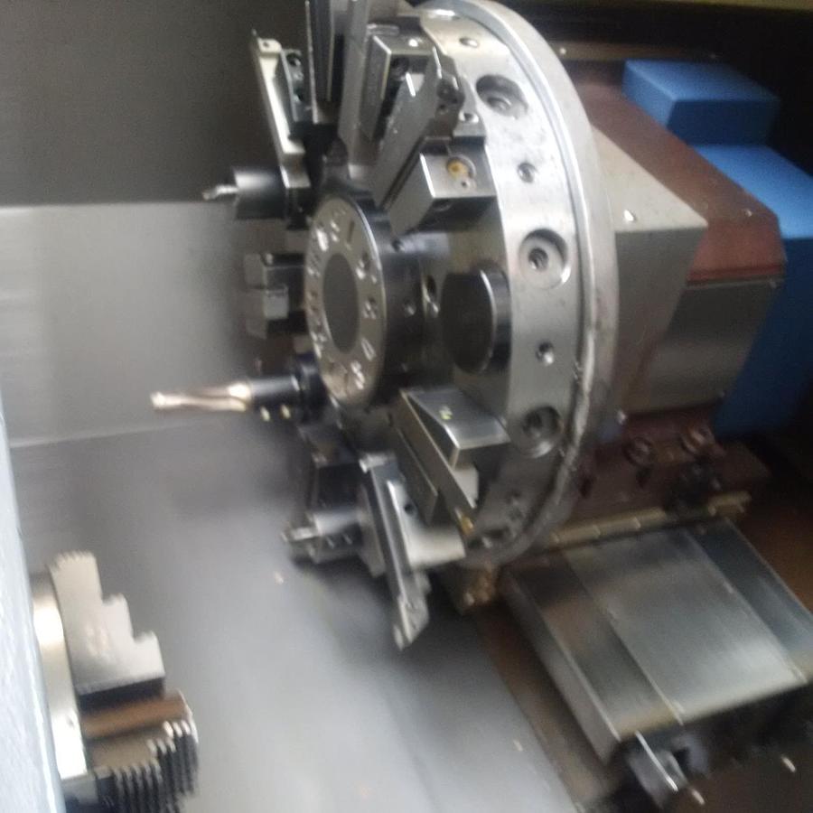 Použitý YCM GT 250A