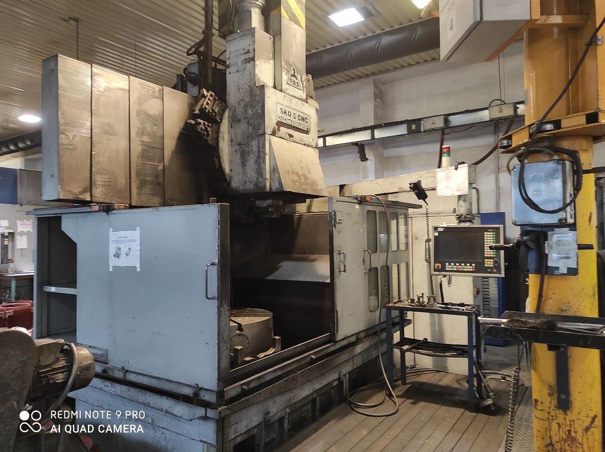 Used TOS SKQ 8 CNC