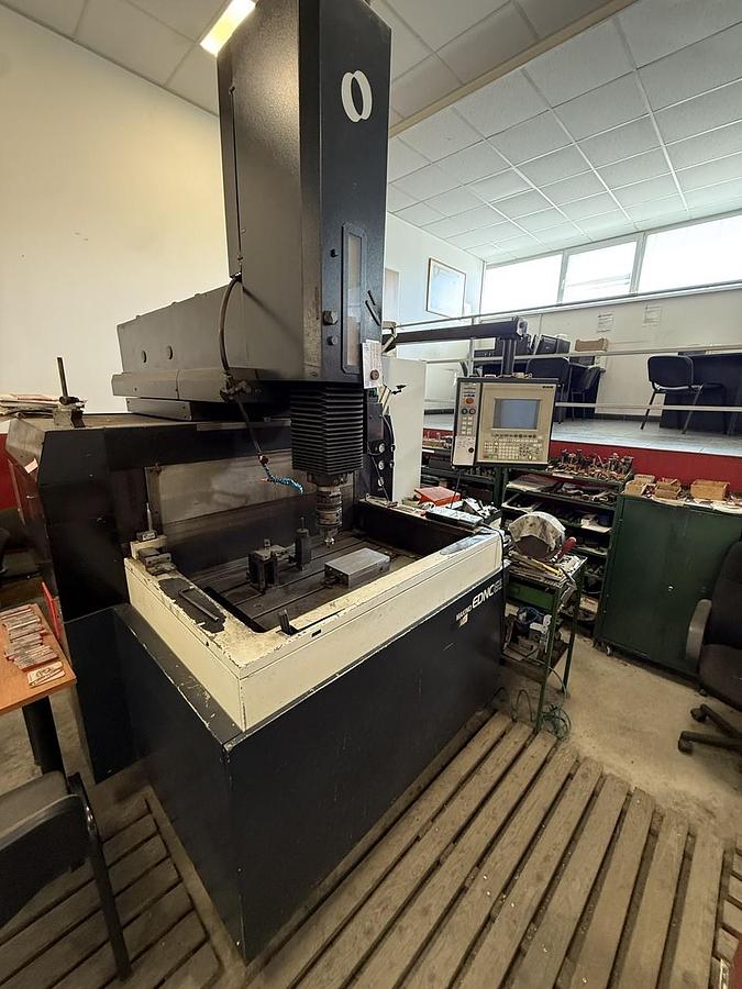 Used MAKINO EDNC 65