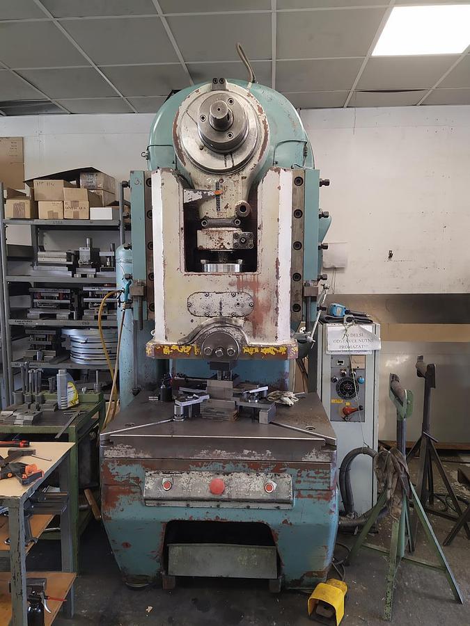 Used ŠMERAL LE 160
