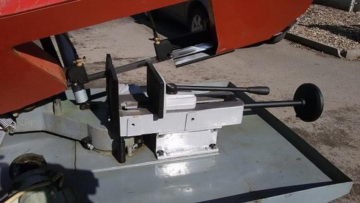 Použitý BOMAR STG 220G