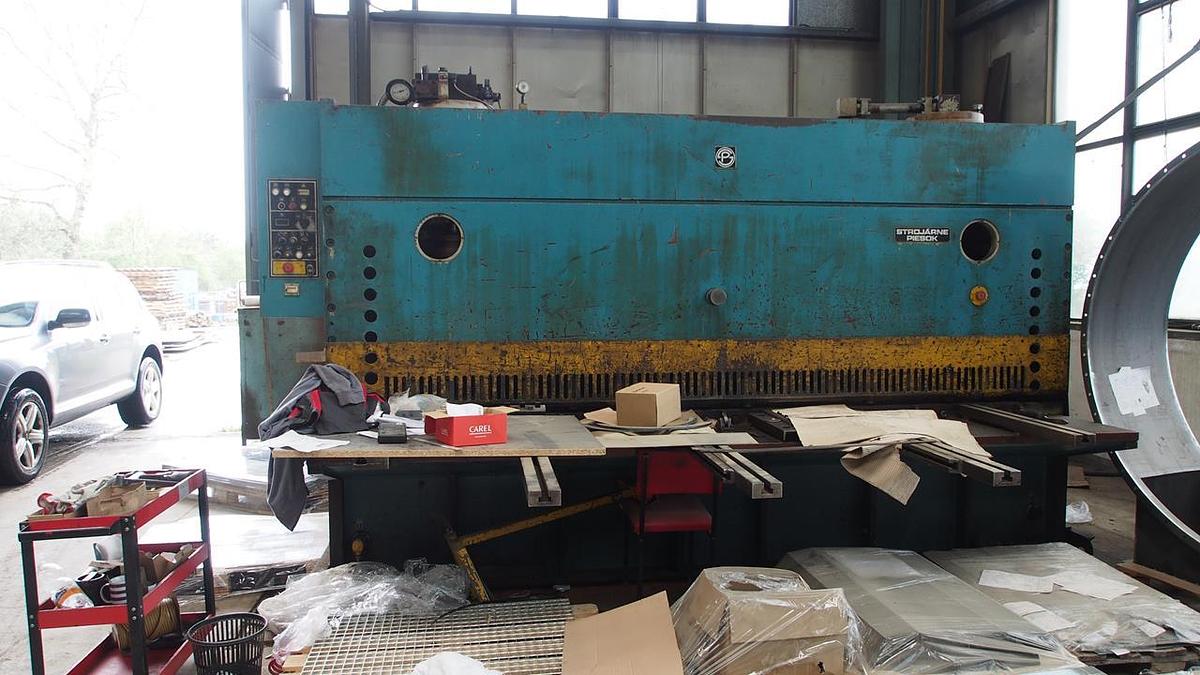 Used PIESOK 3100/16