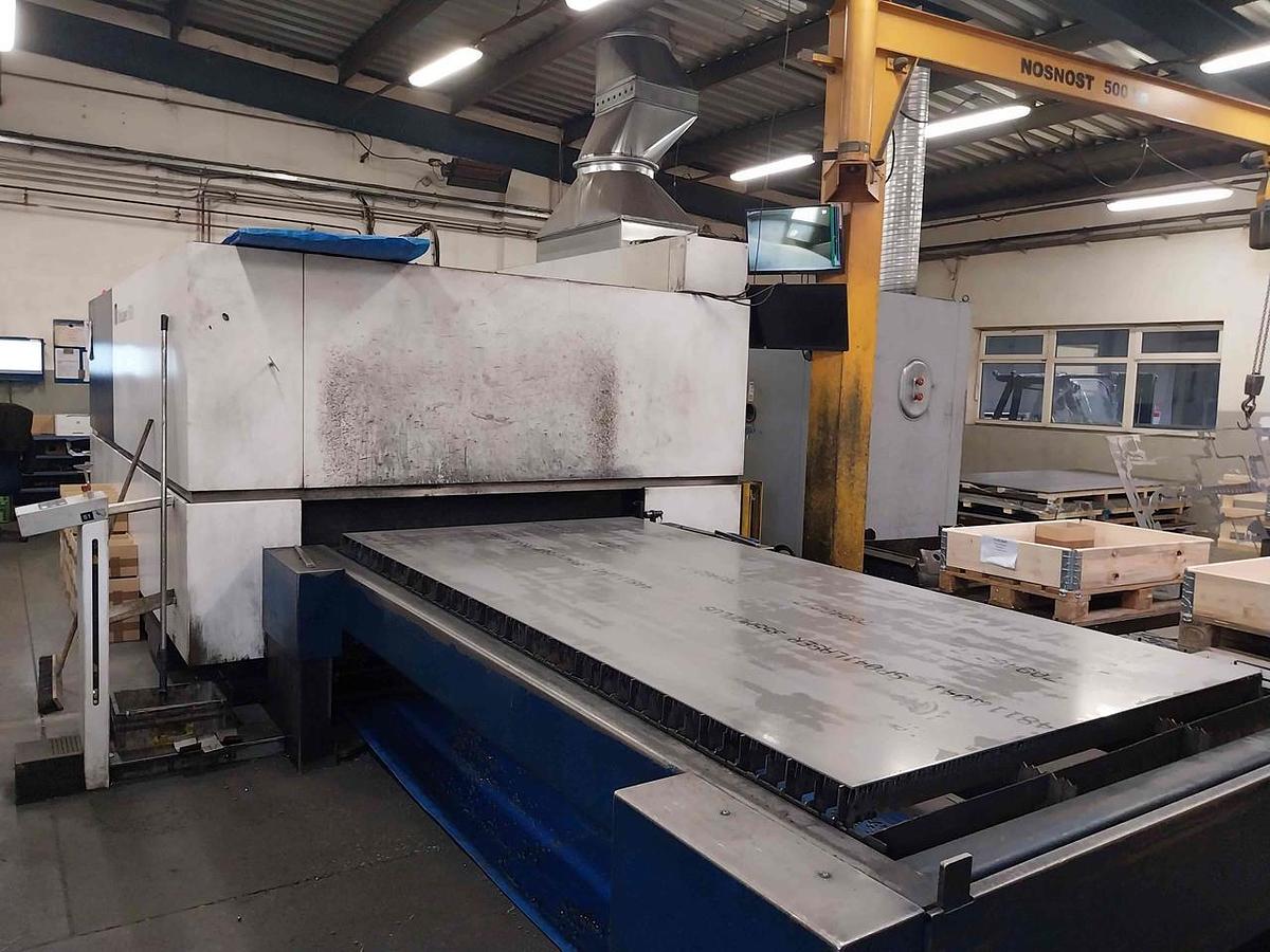 Použitý Trumpf TruLaser 5030 L68