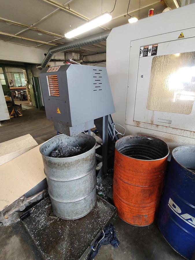 Gebraucht YCM NSV156A