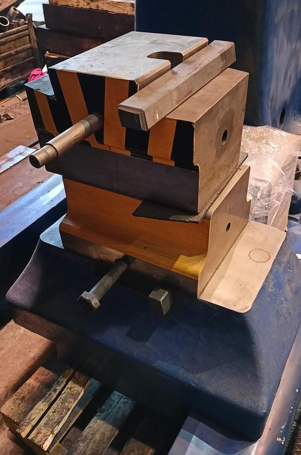 Použitý Vzduchový buchar M1340