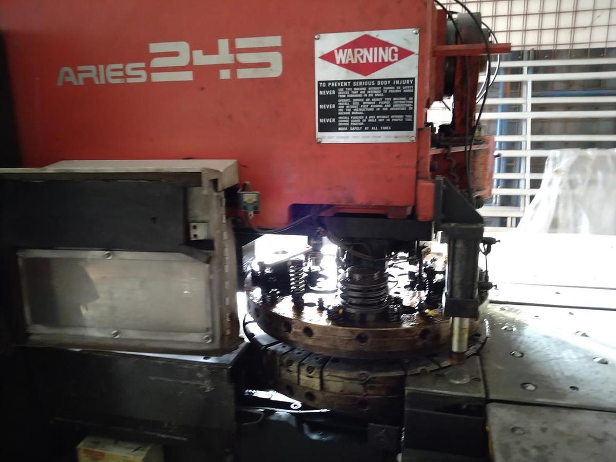 Gebraucht AMADA Aries-245