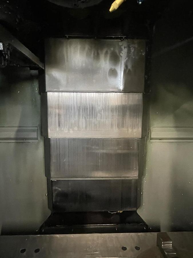 Used HURCO VM 10i