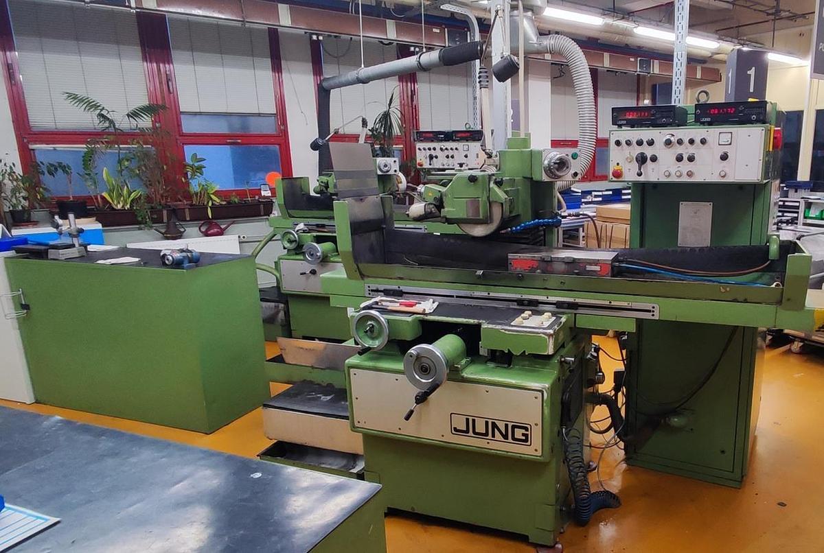Used JUNG JF 520