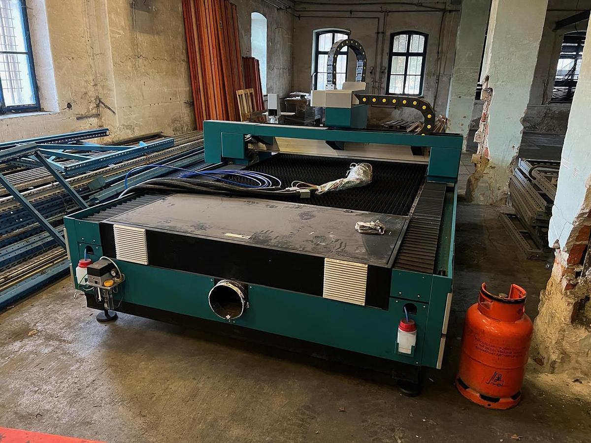 Použitý LXSHOW LX3015F