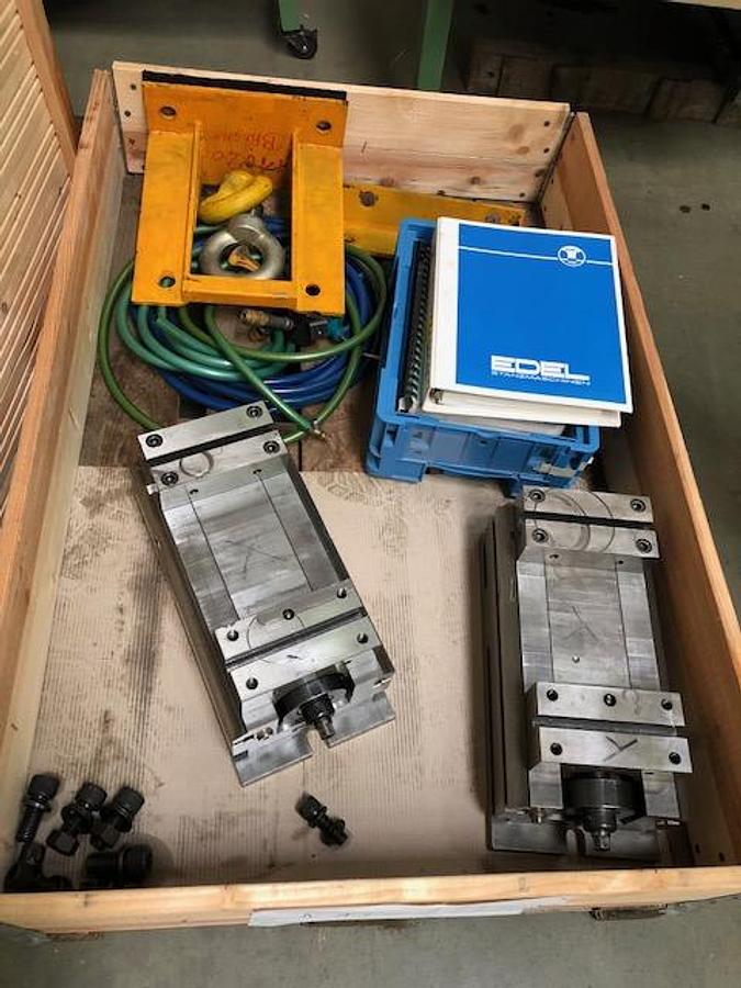 Použitý SCHAUBLIN 100 CNC