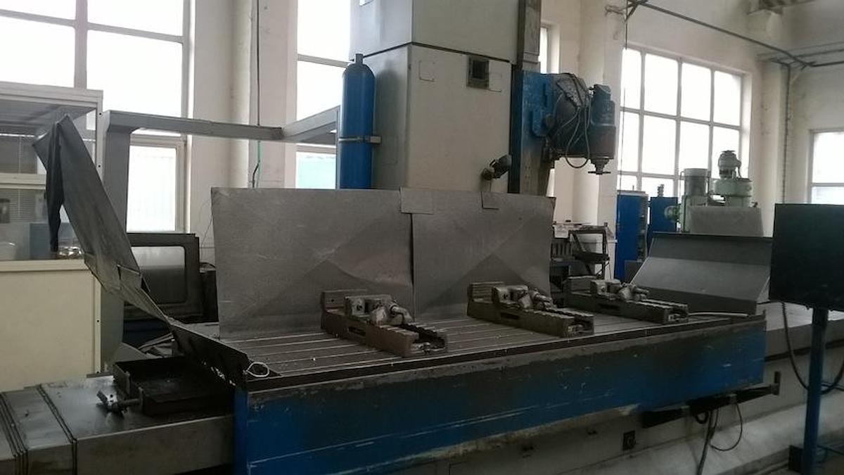 Gebraucht TOS FSQ 80 CNC