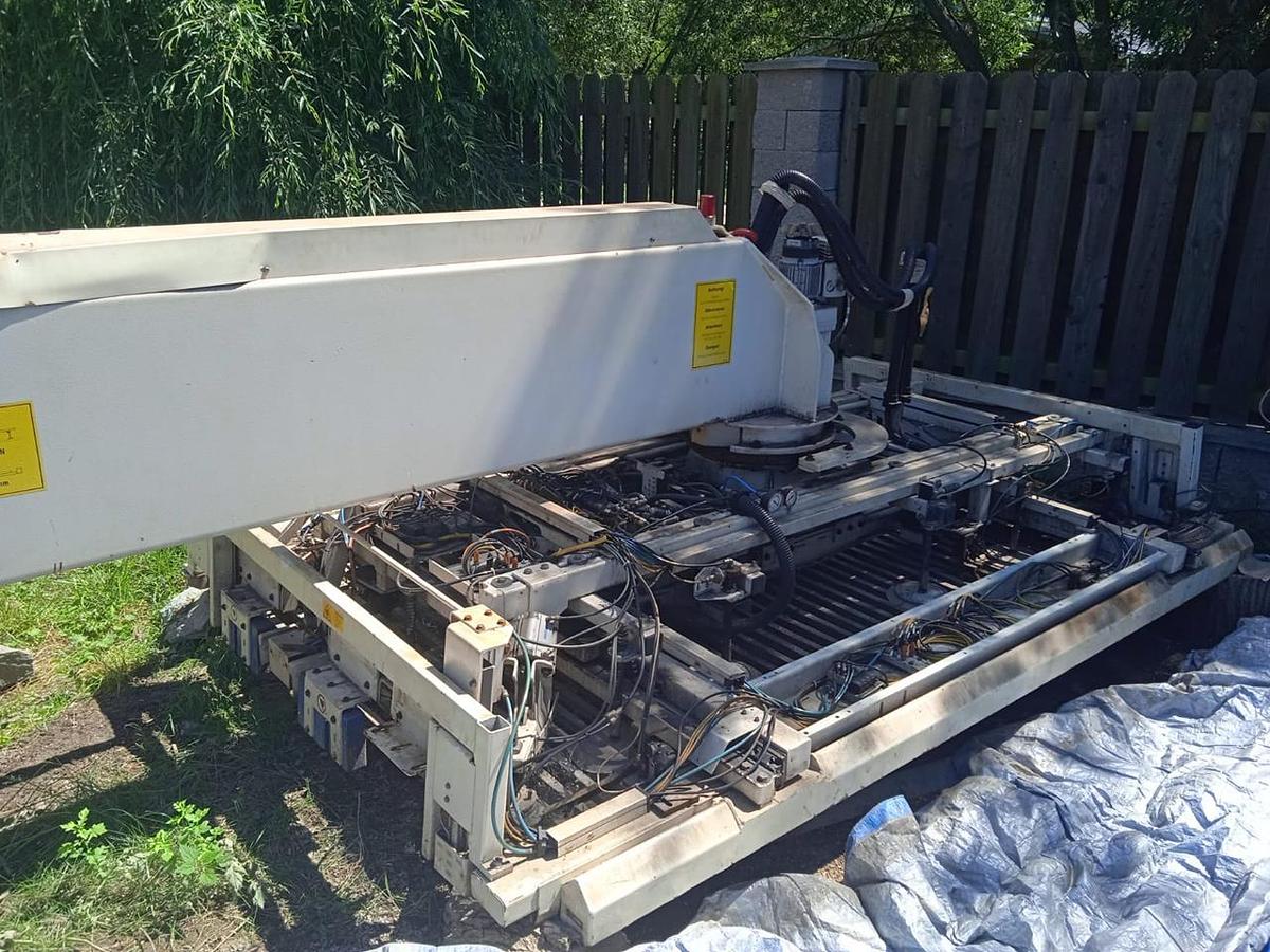 Použitý TRUMPF Liftmaster L3030