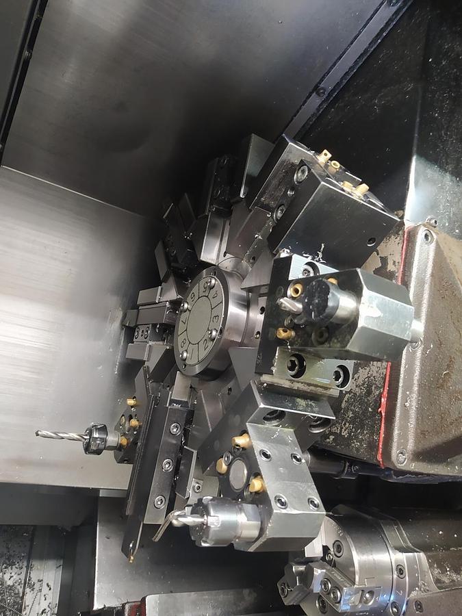 Použitý Okuma LB9-W