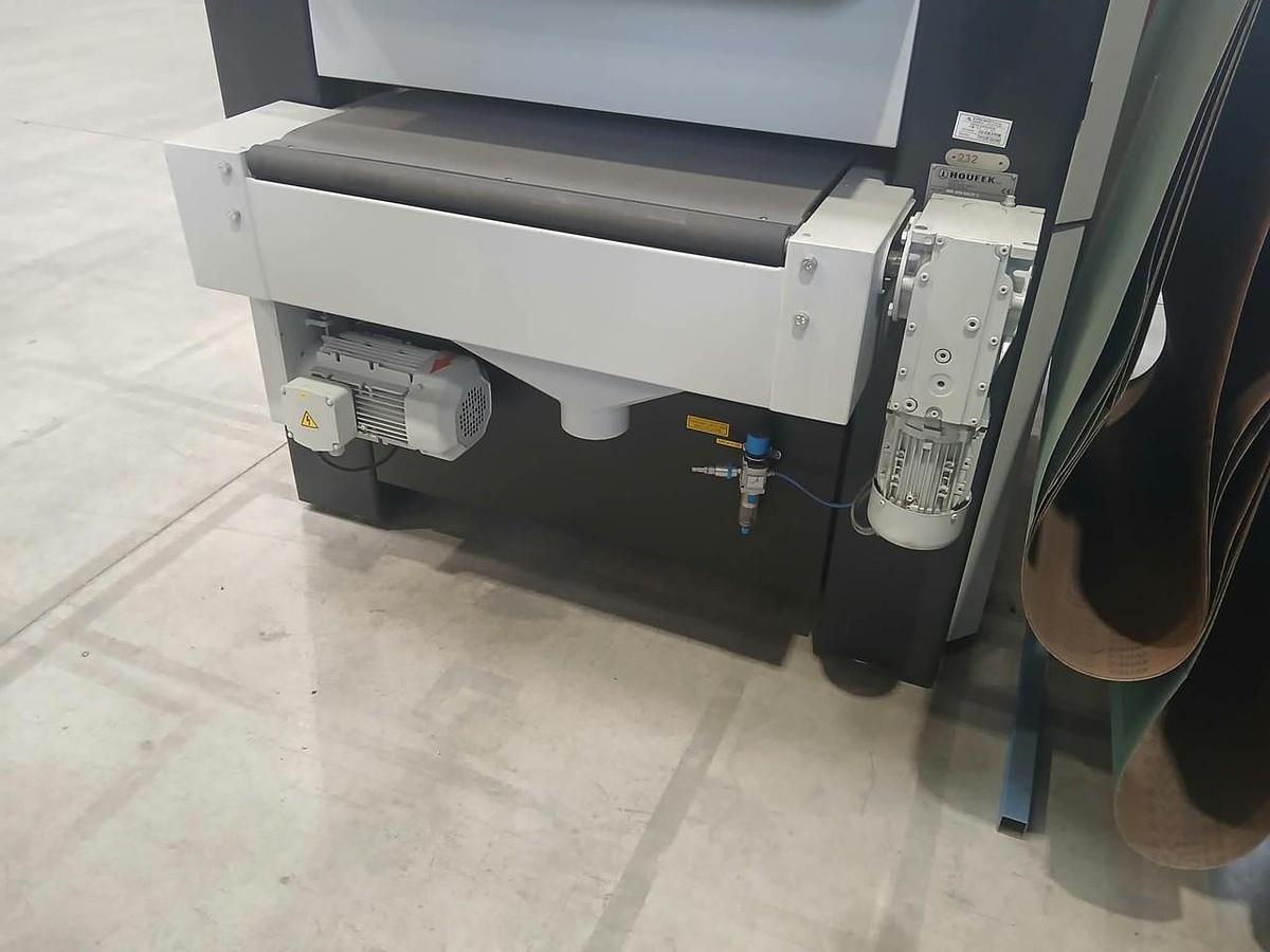 Širokopásová bruska HOUFEK SPB 800 MAXX 2
