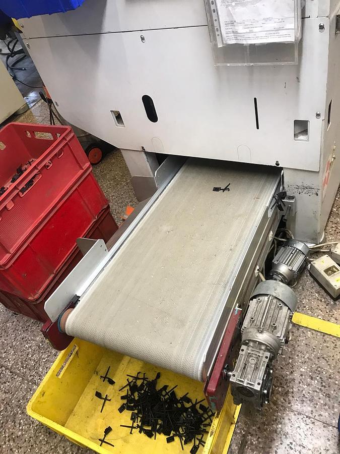 Použitý Battenfeld EcoPower 110/350 UNI