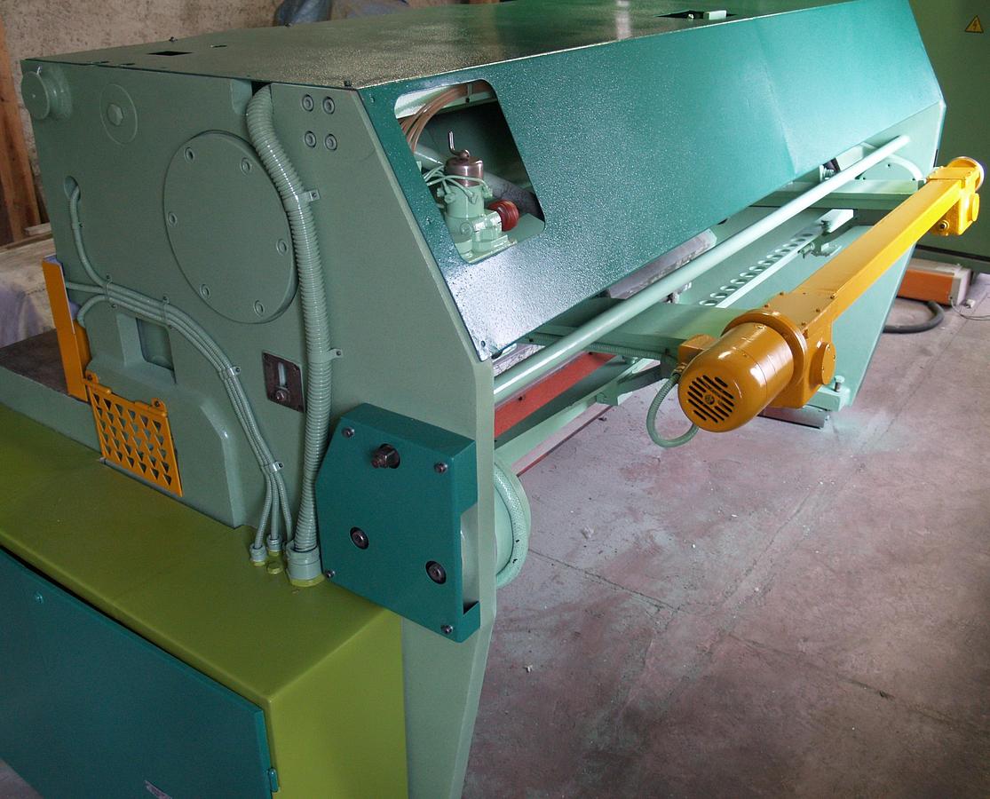 Used Piesok CNT 2500/6,3