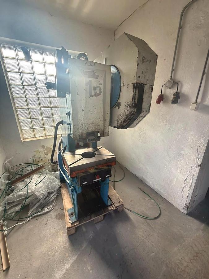 Výstředníkový lis Smeral LENR 25 A