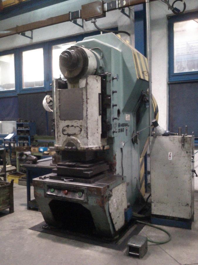 Used SMERAL LE 250
