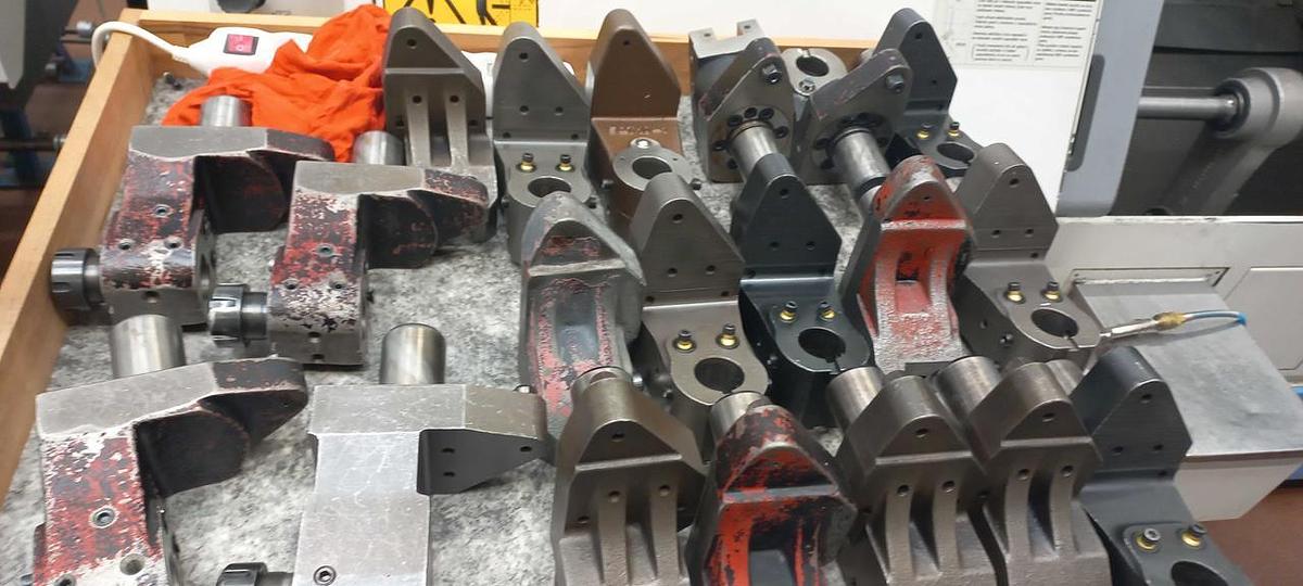 Used MAZAK SQT 200 MY