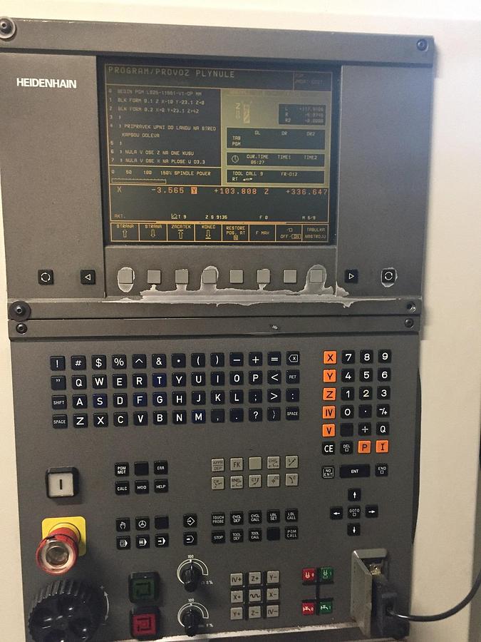 Used Bridgeport VMC1000/22