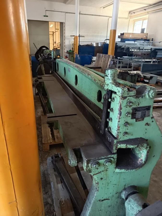 Plate shear SMERAL NTR 2040/1.5