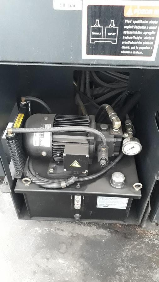 Used DOOSAN PUMA 2600 LM